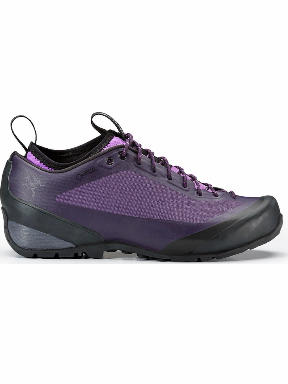 Arc'teryx Acrux FL GTX Approach Women’s Shoe in Purple / Black